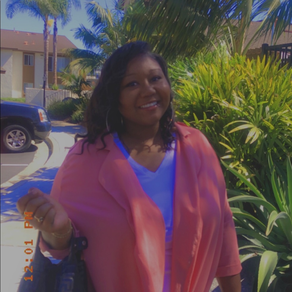 Meet your Posher, Deli